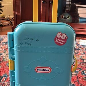 Little Tikes Blue Interactive Toy Suitcase
